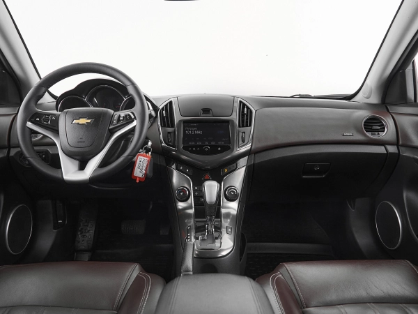 Chevrolet Cruze, I Рестайлинг фото №8