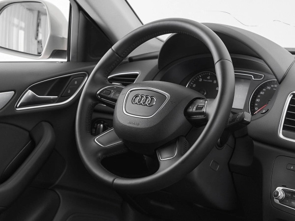 Audi Q3, I (8U) фото №10