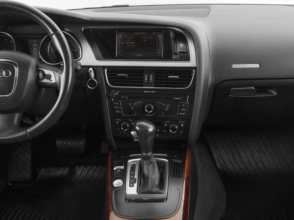 Audi A5, I (8T) фото №13