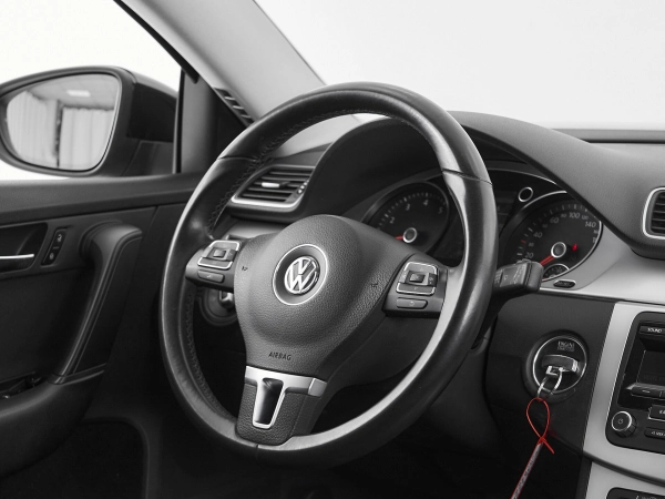 Volkswagen Passat, B7 фото №10
