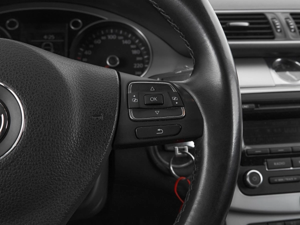 Volkswagen Passat, B7 фото №12