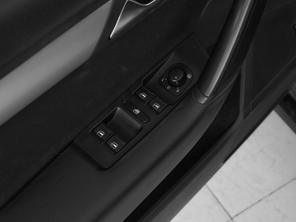 Volkswagen Passat, B7 фото №14