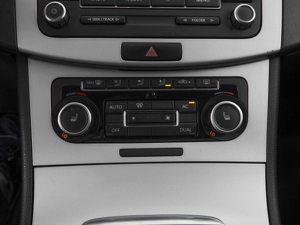 Volkswagen Passat, B7 фото №17