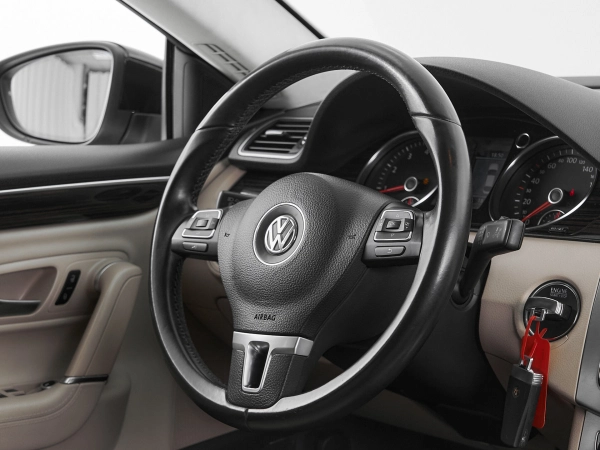 Volkswagen Passat CC, I Рестайлинг фото №10