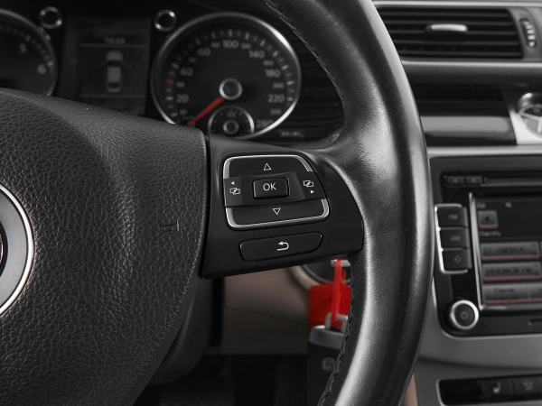 Volkswagen Passat CC, I Рестайлинг фото №12