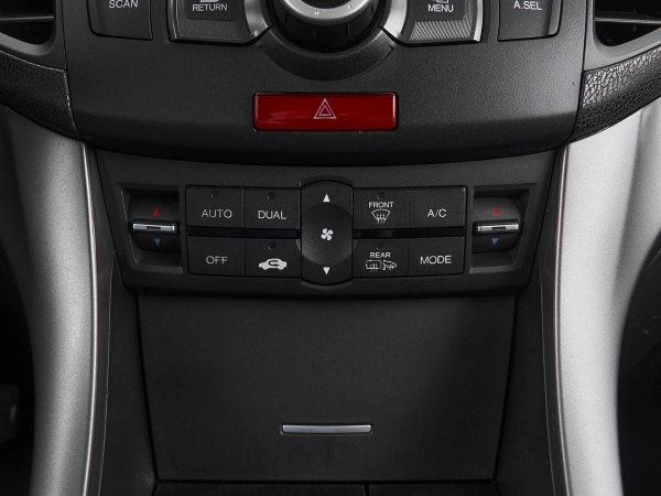 Honda Accord, VIII фото №18