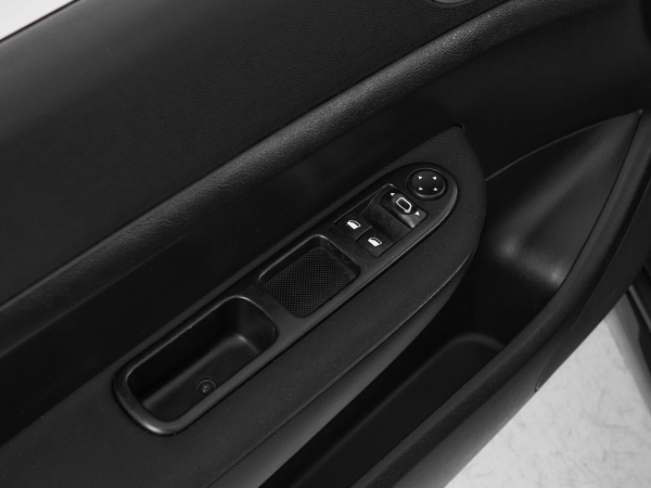 Peugeot 307, I Рестайлинг фото №10