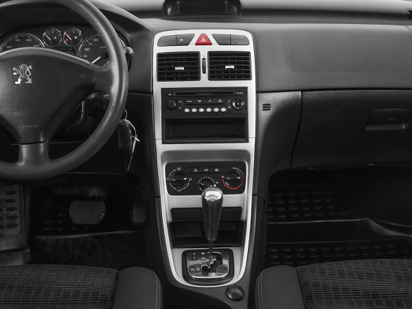 Peugeot 307, I Рестайлинг фото №11