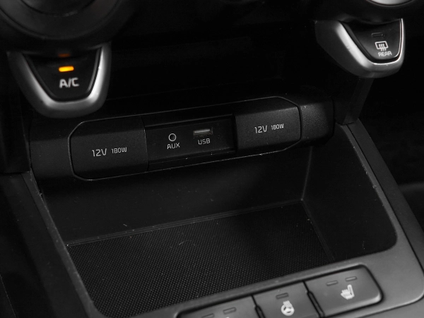 Kia Rio, IV фото №17
