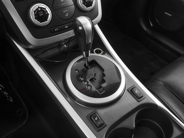 Mazda CX-7, I фото №13