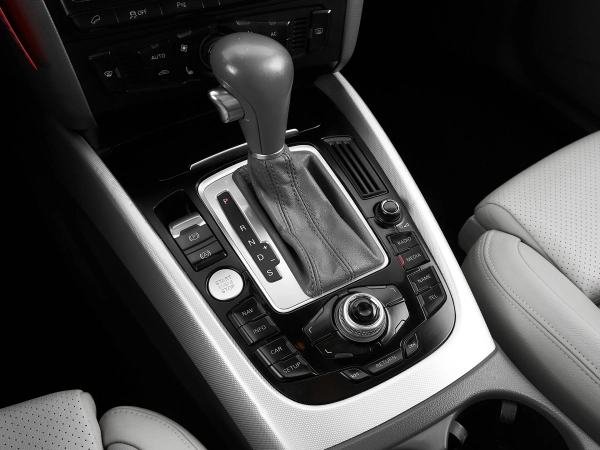 Audi Q5, I (8R) фото №19