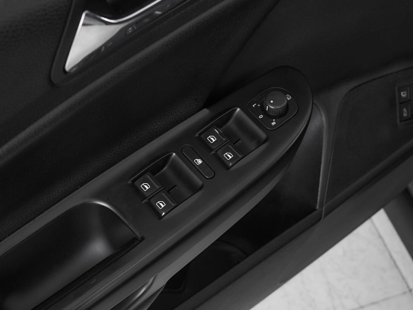 Volkswagen Passat, B6 фото №11