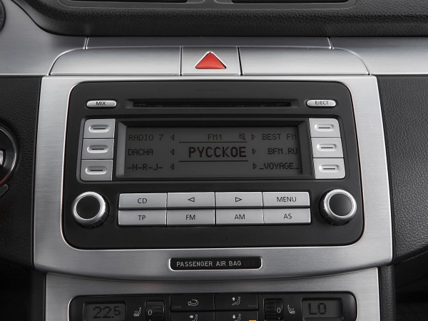 Volkswagen Passat, B6 фото №13