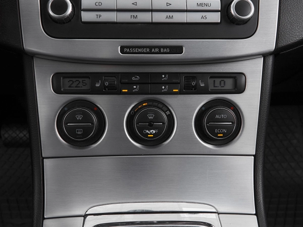 Volkswagen Passat, B6 фото №14