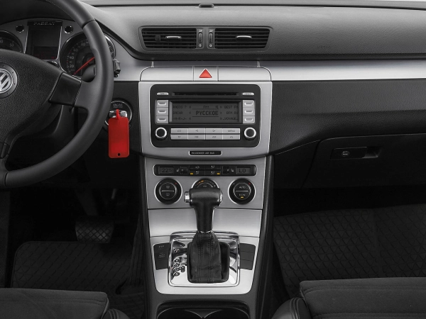 Volkswagen Passat, B6 фото №15