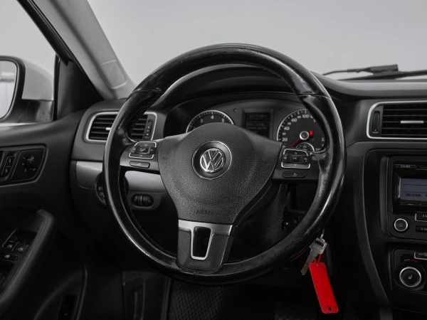 Volkswagen Jetta, VI фото №10