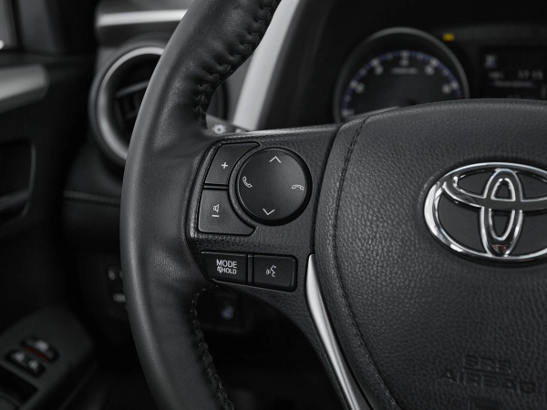 Toyota RAV4, IV (XA40) Рестайлинг фото №11