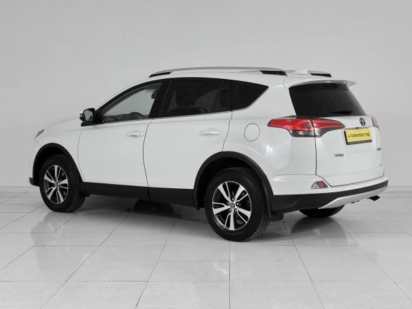 Toyota RAV4, IV (XA40) Рестайлинг фото №4