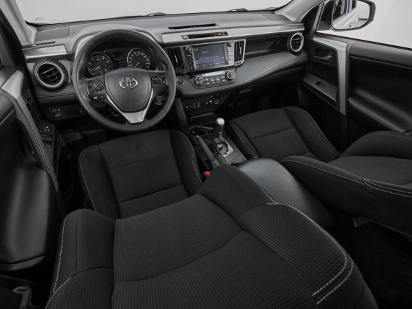 Toyota RAV4, IV (XA40) Рестайлинг фото №7