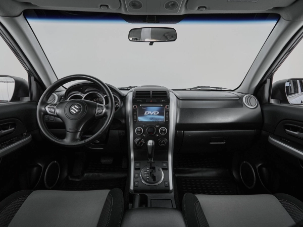Suzuki Grand Vitara, II Рестайлинг фото №8
