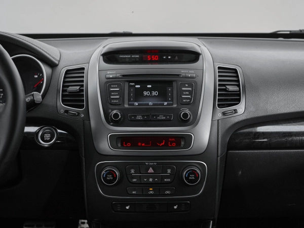 Kia Sorento, II Рестайлинг фото №16