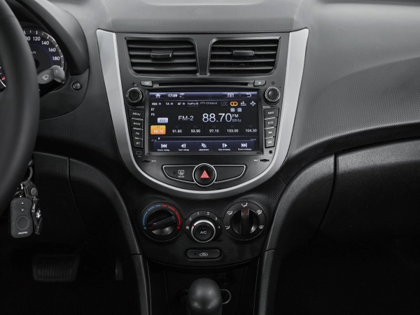 Hyundai Solaris, I фото №11