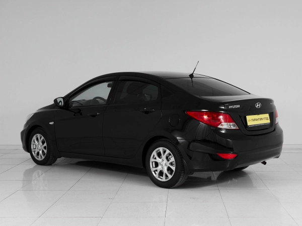 Hyundai Solaris, I фото №6