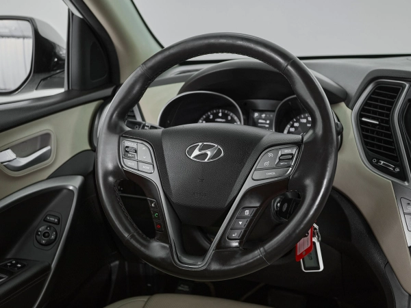Hyundai Santa Fe, III Рестайлинг фото №10