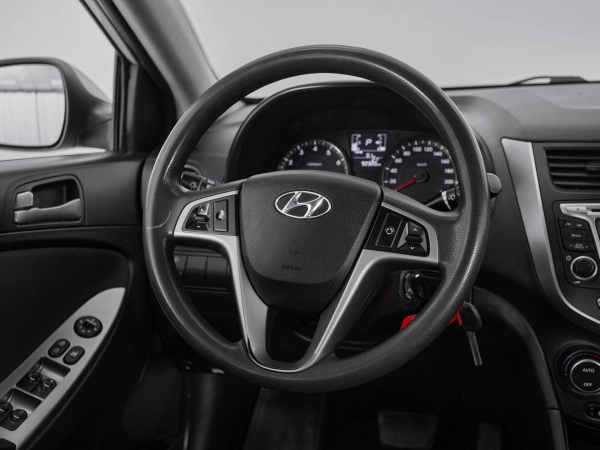 Hyundai Solaris, I Рестайлинг фото №9