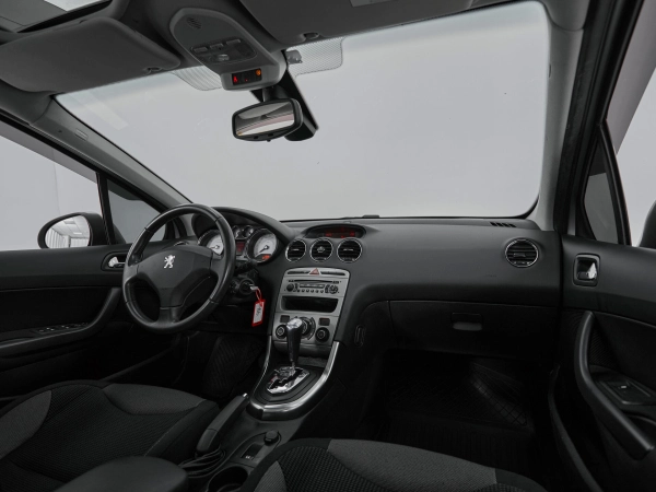 Peugeot 308, I фото №9