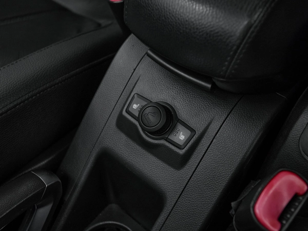Opel Antara, I фото №15