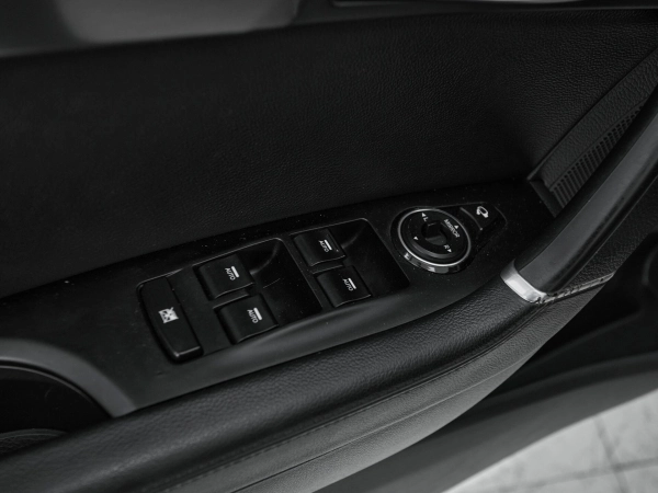 Hyundai i40, I фото №7