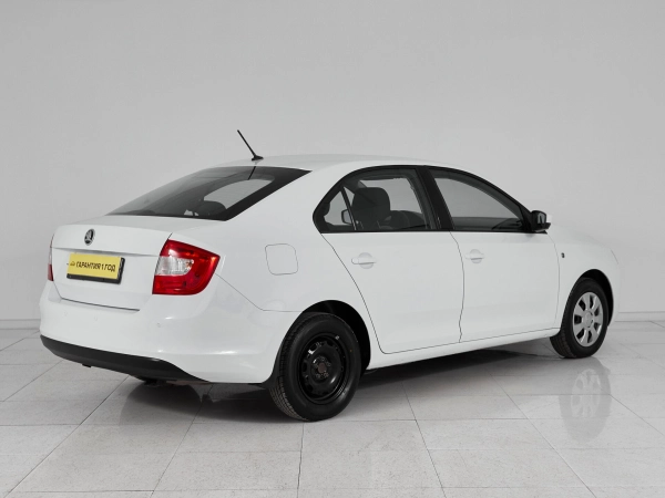 Skoda Rapid, I фото №6