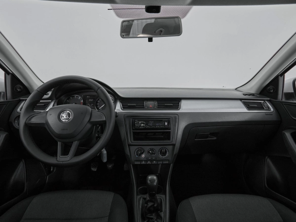 Skoda Rapid, I фото №8