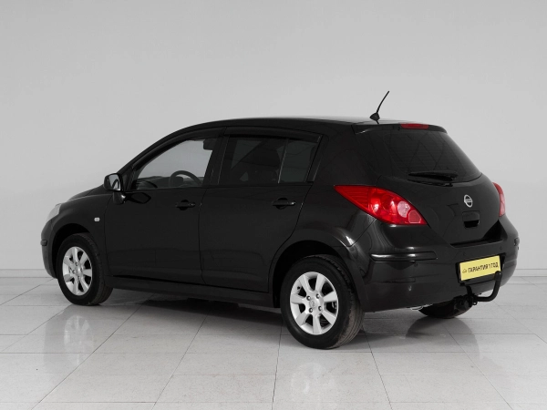 Nissan Tiida, I Рестайлинг фото №4