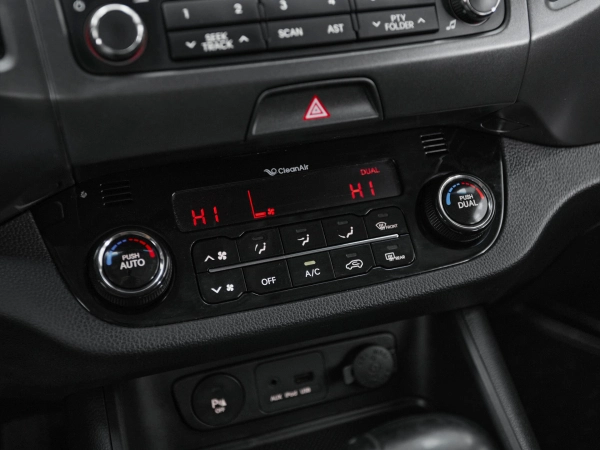 Kia Sportage, III фото №17