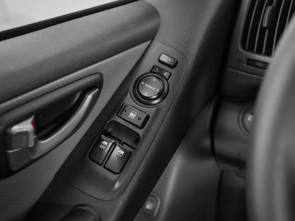 Hyundai Grand Starex, I фото №13