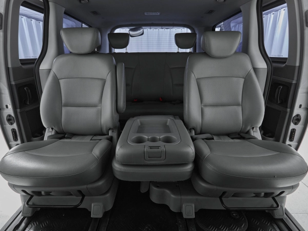 Hyundai Grand Starex, I фото №17