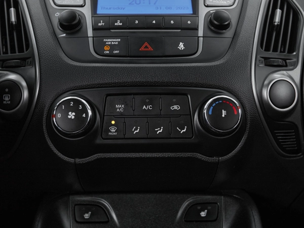 Hyundai ix35, I Рестайлинг фото №12