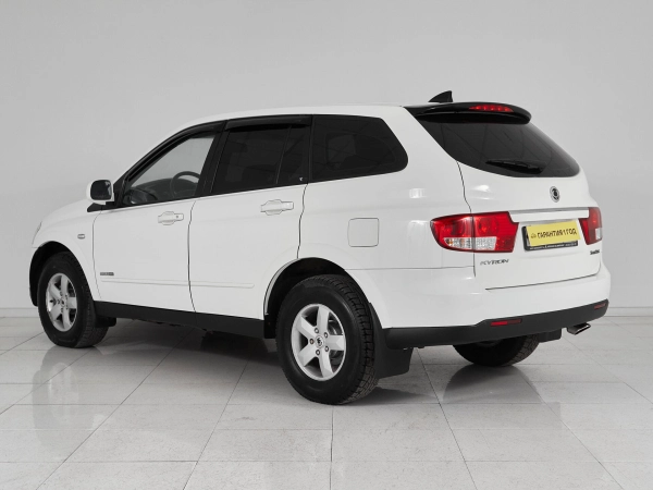 SsangYong Kyron, I Рестайлинг фото №5