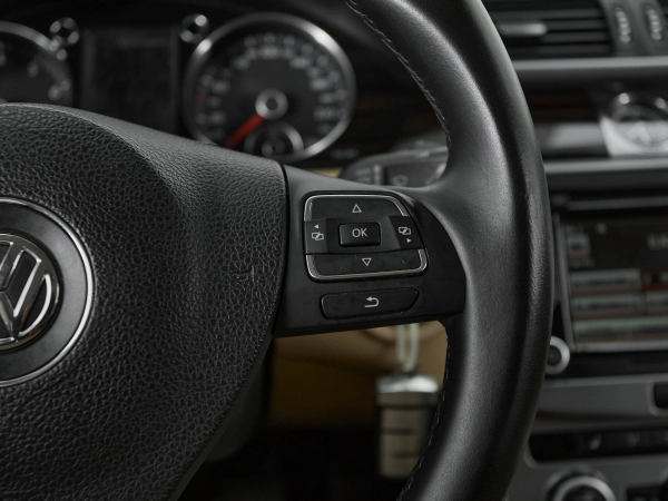 Volkswagen Passat CC, I Рестайлинг фото №12