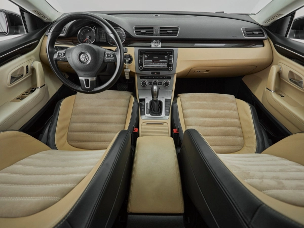 Volkswagen Passat CC, I Рестайлинг фото №8