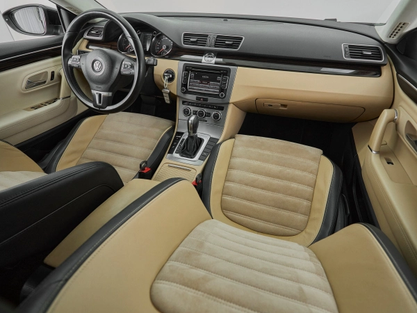 Volkswagen Passat CC, I Рестайлинг фото №9