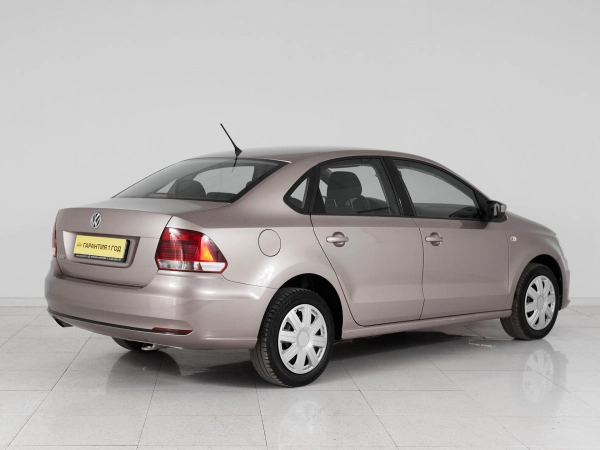 Volkswagen Polo, V Рестайлинг фото №6