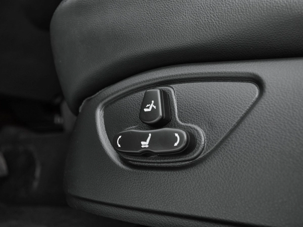 SsangYong Kyron, I Рестайлинг фото №14