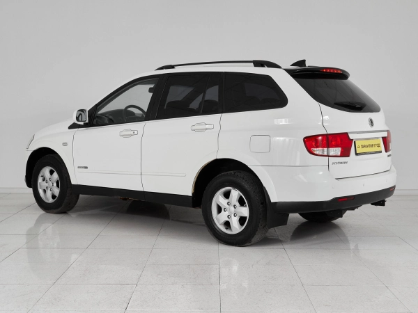 SsangYong Kyron, I Рестайлинг фото №4