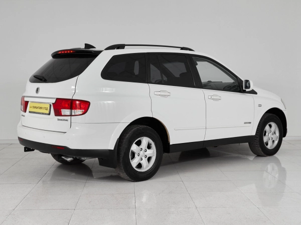SsangYong Kyron, I Рестайлинг фото №6