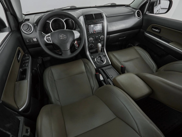 Suzuki Grand Vitara, II Рестайлинг 2 фото №7