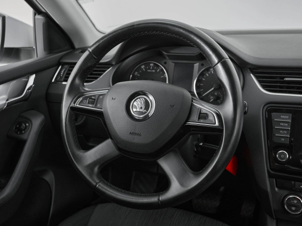 Skoda Octavia, III (A7) фото №10