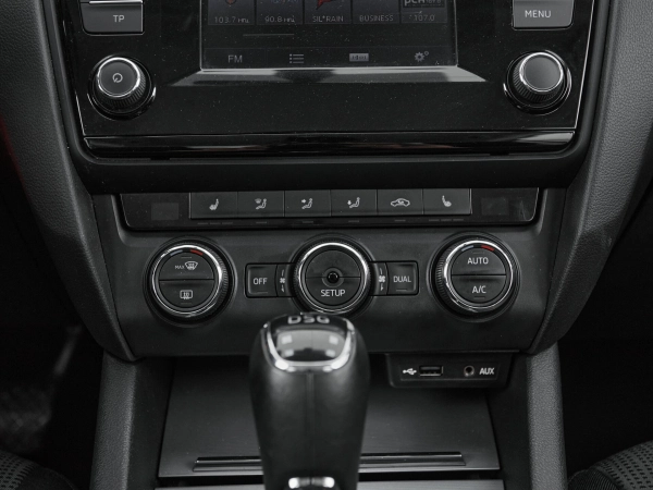Skoda Octavia, III (A7) фото №15